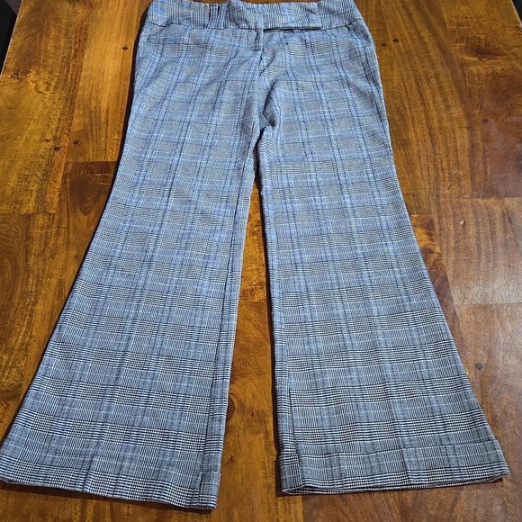 Star City Pants - Star City Y2K Black And White Plaid Mid-Rise Cuffed Trouser Pants Size 7